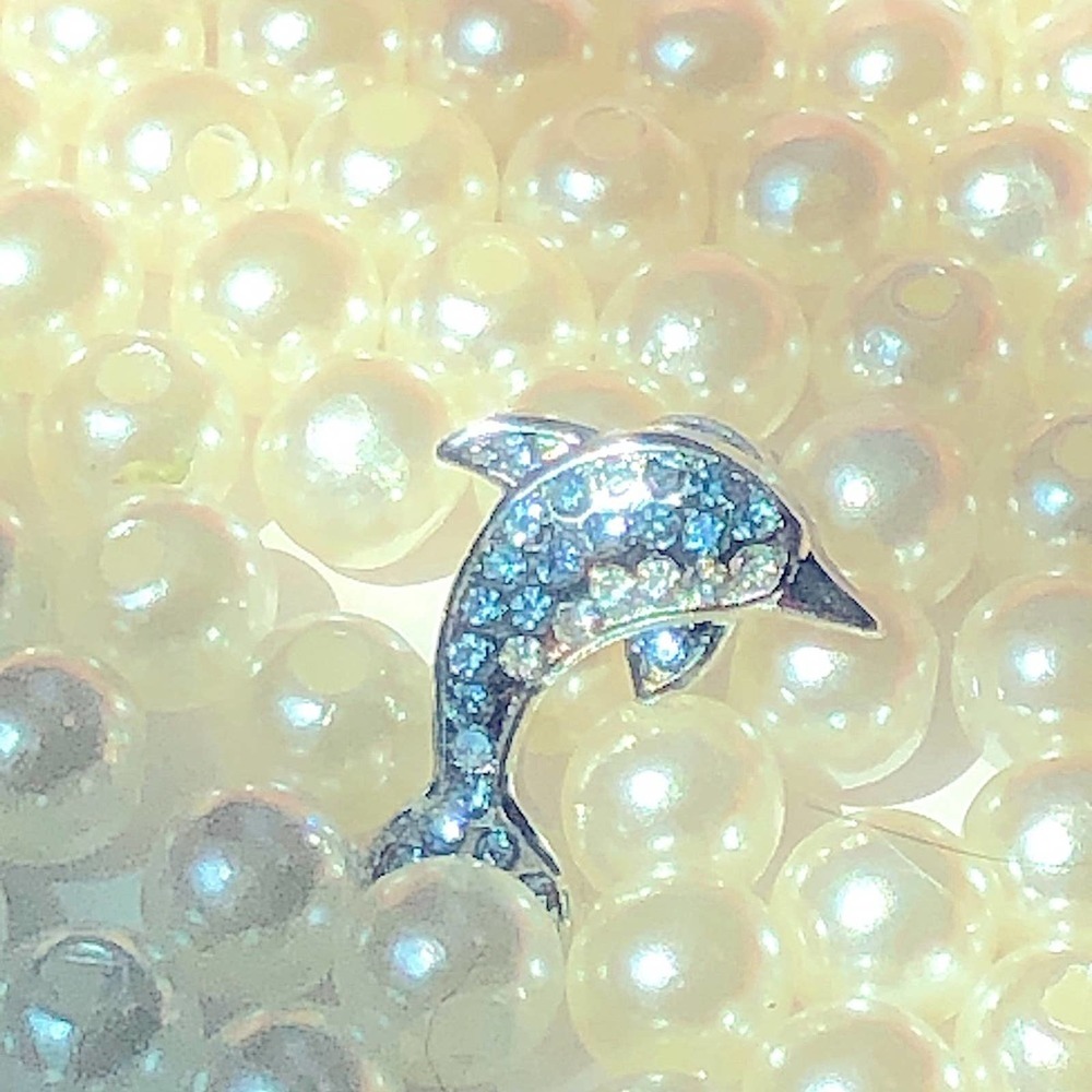 Dolphin crystal rhinestone silver earrings, New - Picture 10 of 14